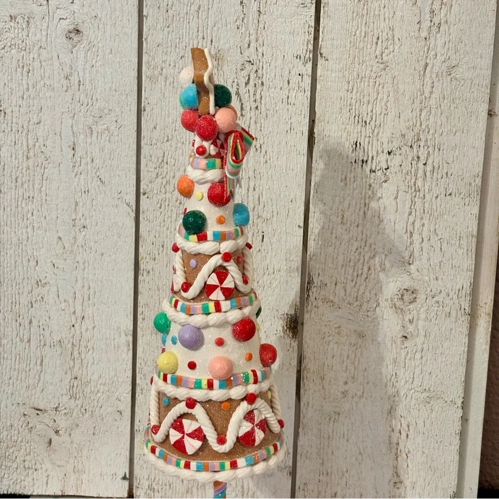 Cupcakes and Cashmere Gingerbread Candy Land Frosted Holiday‎ Christmas Tree NEW